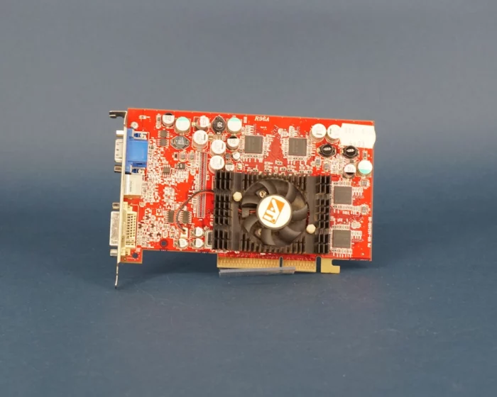Club 3D ATI Radeon 9600 Pro 128MB DDR AGP