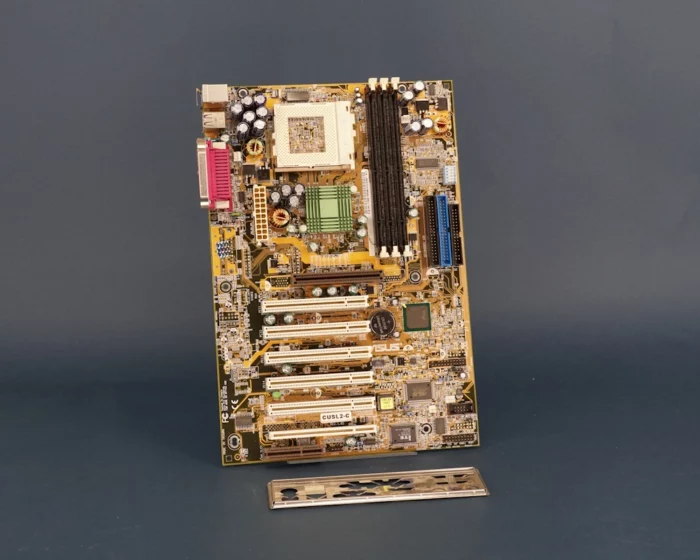 ASUS CUSL2-C ATX Socket 370