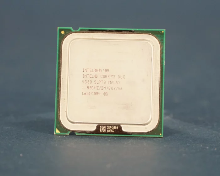 Intel Core 2 Duo E4300 Socket 775 dualcore processor gebruikt