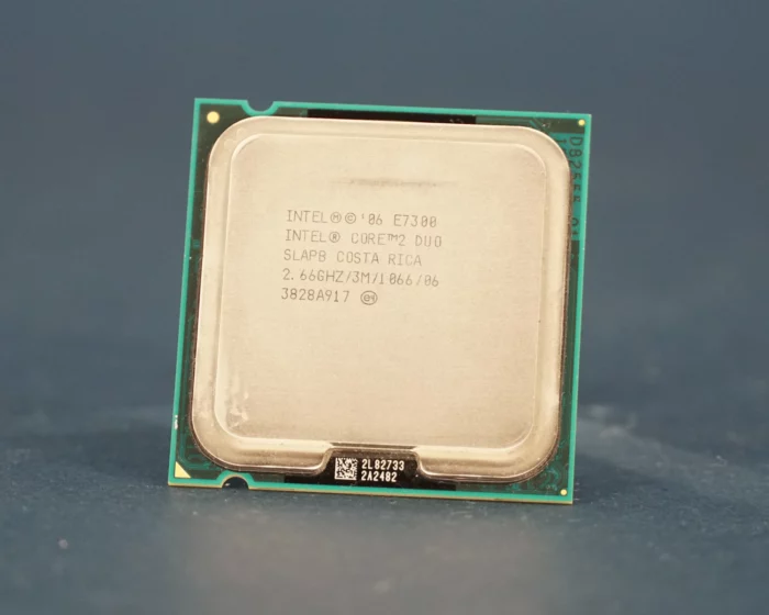 Intel Core 2 Duo E7300 Socket 775 dualcore processor gebruikt