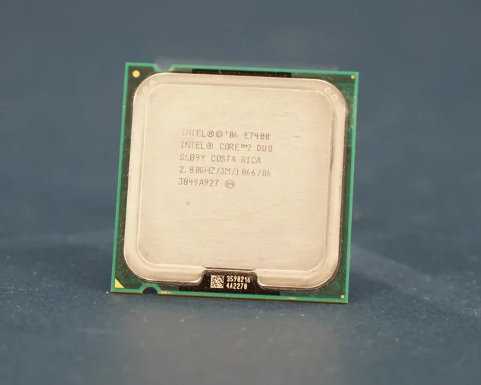 Intel Core 2 Duo E7400 Socket 775 dualcore processor gebruikt