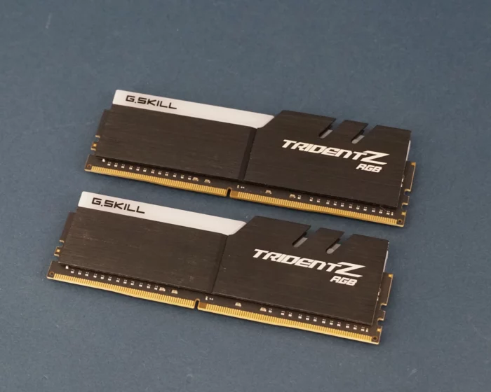 32GB DDR4 (2x16GB) 3200MHz G.Skill Trident Z RGB F4-3600C18D-32GTZR intern geheugen gebruikt - Afbeelding 2