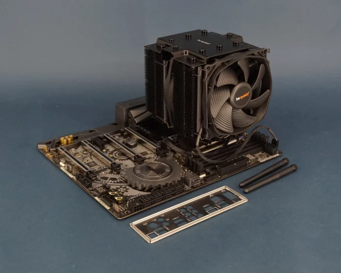 ASRock X399 Taichi, AMD Threadripper 1920X, be quiet! Dark Rock Pro TR4 combiset gebruikt
