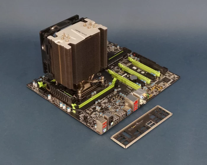 Gigabyte G1.Assassin 2, Intel Core i7-3930K, Cooler Master Hyper 412S combiset gebruikt - Afbeelding 2