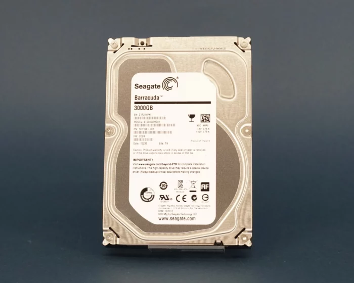 Seagate Desktop HDD ST3000DM001 Harde Schijf - 3.0TB, Wit, 3,5" SATA - Gebruikt