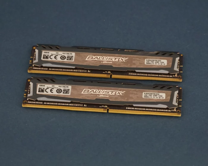 Crucial Ballistix Sport LT BLS8G4D26BFSBK Intern Geheugen - 16GB DDR4 (2x8GB), 2666MHz - Gebruikt