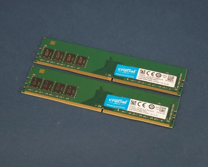 Crucial CT4G4DFS8266.M8FF Intern Geheugen - 8GB DDR4 (2x4GB), 2666MHz - Gebruikt